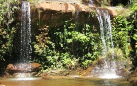 Cachoeira Três Pingos